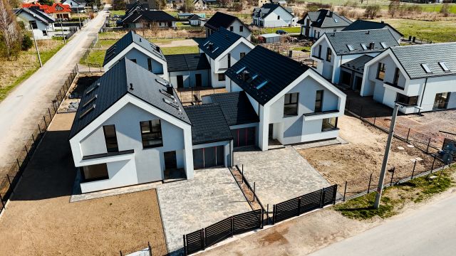 bliźniak, 5 pokoi Masłów Pierwszy, ul. Foliowa. Zdjęcie 1