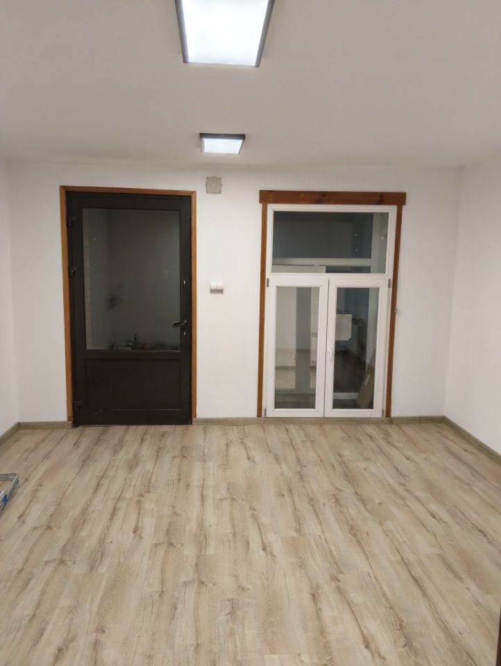 Lokal Sejny, pl. św. Agaty. Zdjęcie 4