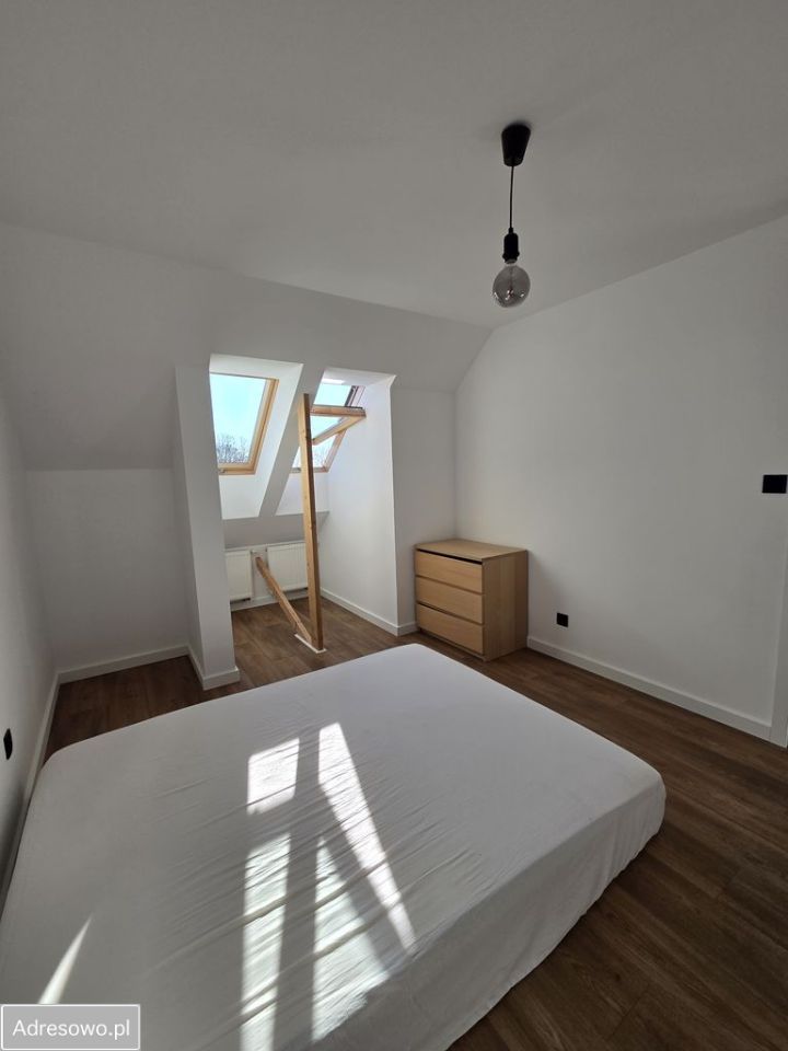 Mieszkanie 3-pokojowe Krzeptów. Zdjęcie 2