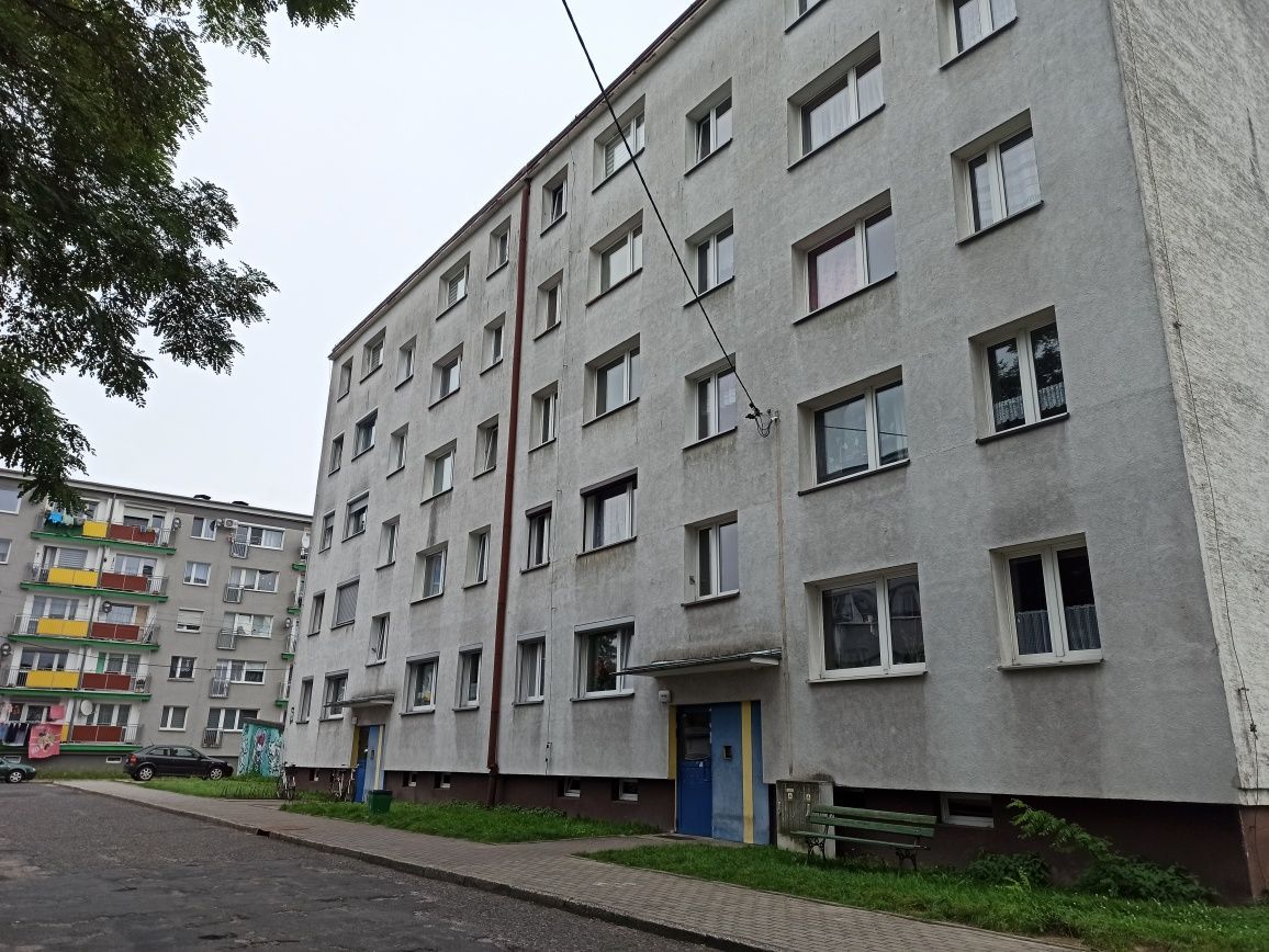 Mieszkanie 3-pokojowe Zawadzkie. Zdjęcie 1