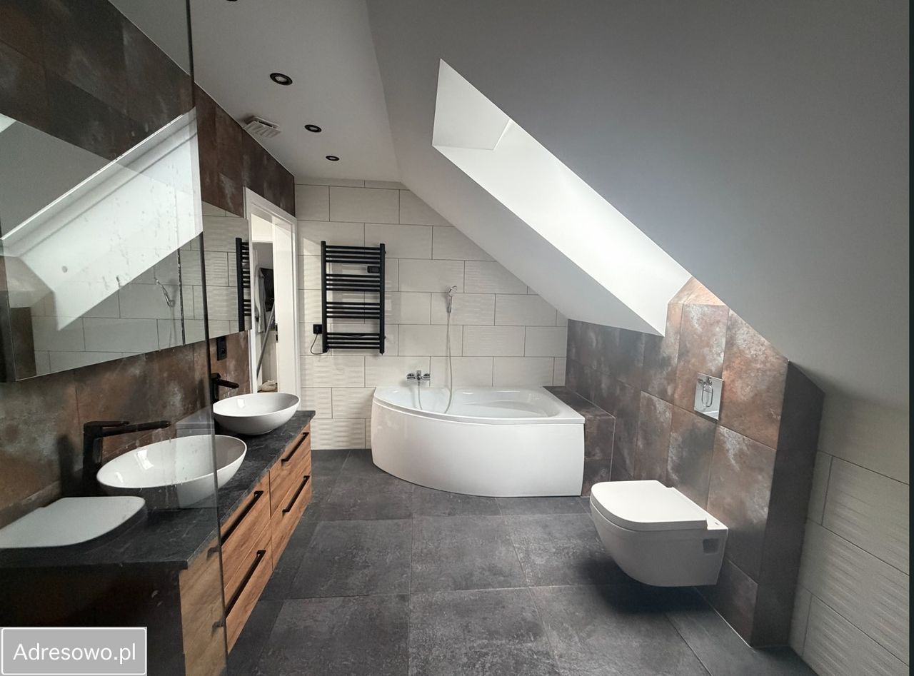 dom wolnostojący, 5 pokoi Rąbień, ul. Wiśniowa. Zdjęcie 5