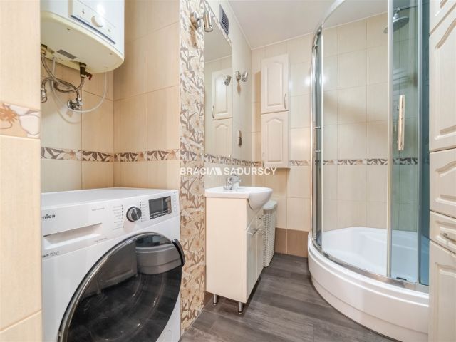 Mieszkanie 3-pokojowe Kraków Czyżyny, ul. Stanisława Skarżyńskiego. Zdjęcie 19