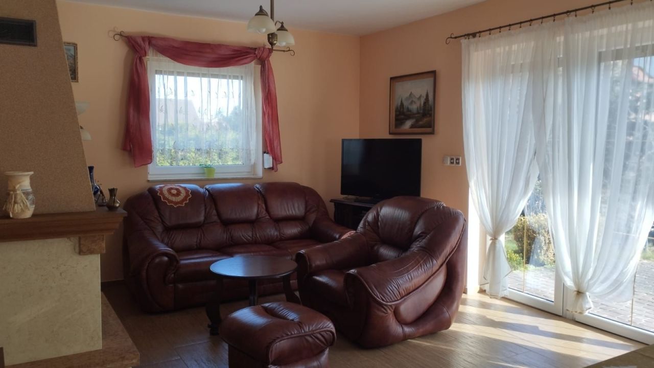 dom wolnostojący Mikoszewo, ul. Długa. Zdjęcie 2