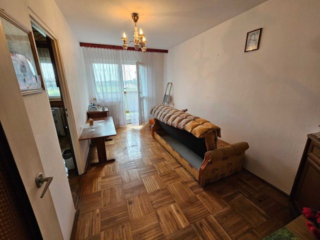 Mieszkanie 2-pokojowe Góra, os. Kazimierza Wielkiego. Zdjęcie 1