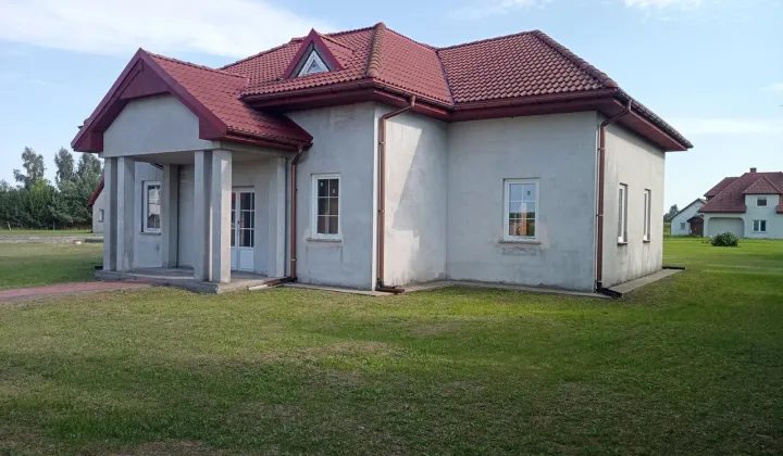 dom wolnostojący, 6 pokoi Krępice, ul. Brzozowa