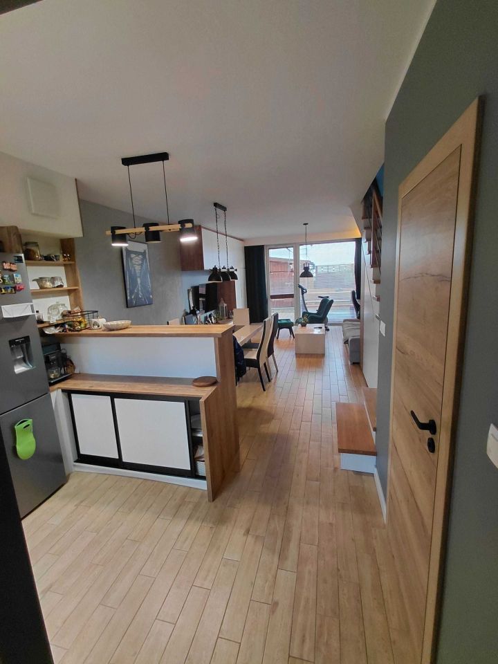 Mieszkanie 4-pokojowe Nowy Dwór Mazowiecki. Zdjęcie 1