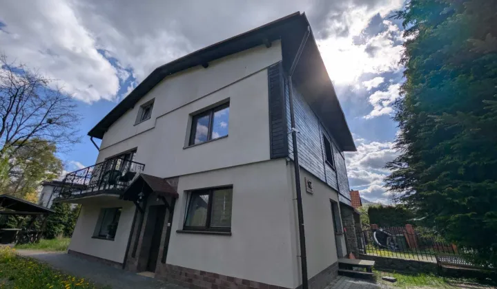 dom wolnostojący, 8 pokoi Ustroń Centrum, ul. Miedziana