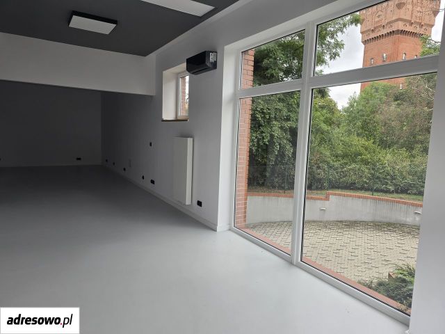 Lokal Śrem, ul. Powstańców Wielkopolskich. Zdjęcie 1