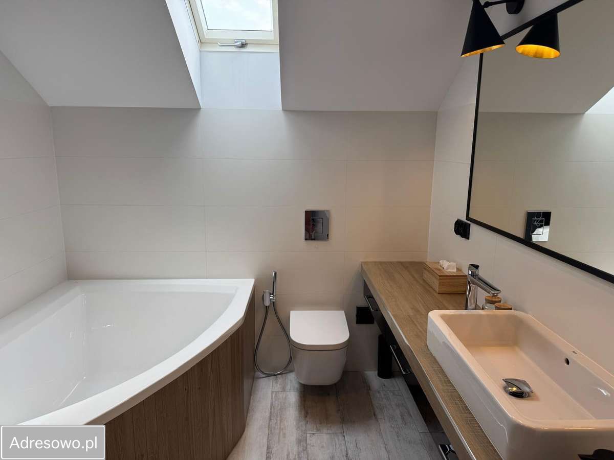 dom wolnostojący, 5 pokoi Tuchom, ul. Zaciszna. Zdjęcie 4