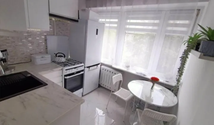 Mieszkanie 3-pokojowe Radomsko, ul. Piastowska