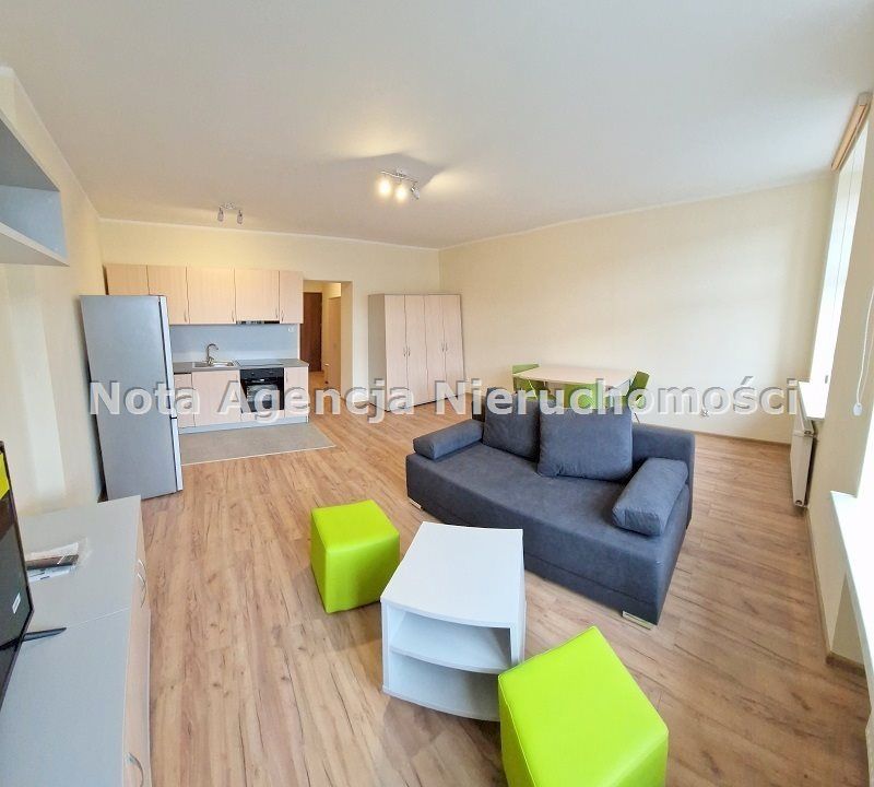 Mieszkanie 2-pokojowe Wałbrzych Śródmieście, ul. Henryka Sienkiewicza. Zdjęcie 2