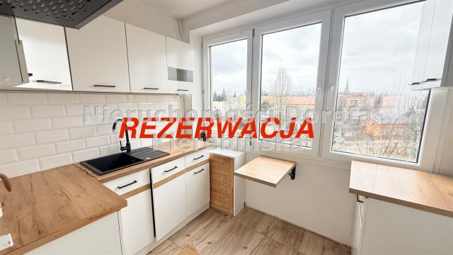 Mieszkanie 3-pokojowe Tomaszów Mazowiecki, ul. Bartosza Głowackiego. Zdjęcie 1