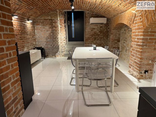 Lokal Kraków Stare Miasto, ul. Szlak. Zdjęcie 1