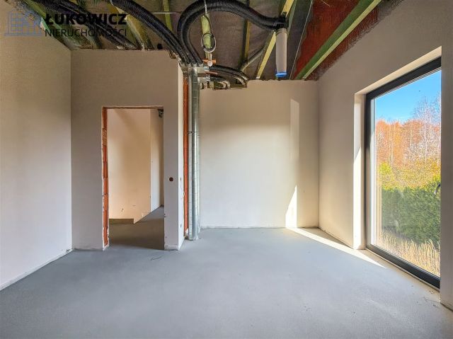 dom wolnostojący, 5 pokoi Kaniów. Zdjęcie 14