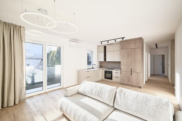 Mieszkanie 4-pokojowe Wrocław Maślice, ul. Ruczajowa. Zdjęcie 1