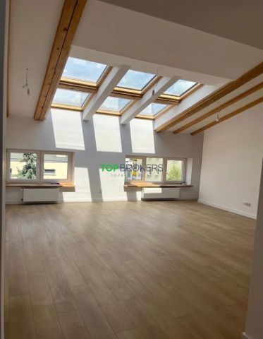 Mieszkanie 4-pokojowe Warszawa Praga-Południe, ul. Lipska. Zdjęcie 2