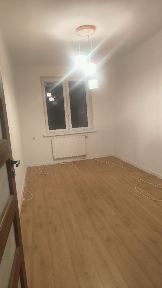 Mieszkanie 3-pokojowe Piotrków Trybunalski, ul. Władysława Broniewskiego. Zdjęcie 4