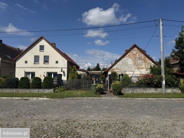 dom wolnostojący, 4 pokoje Brożec. Zdjęcie 1