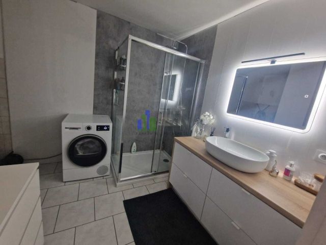 dom wolnostojący, 5 pokoi Kiełczów. Zdjęcie 14