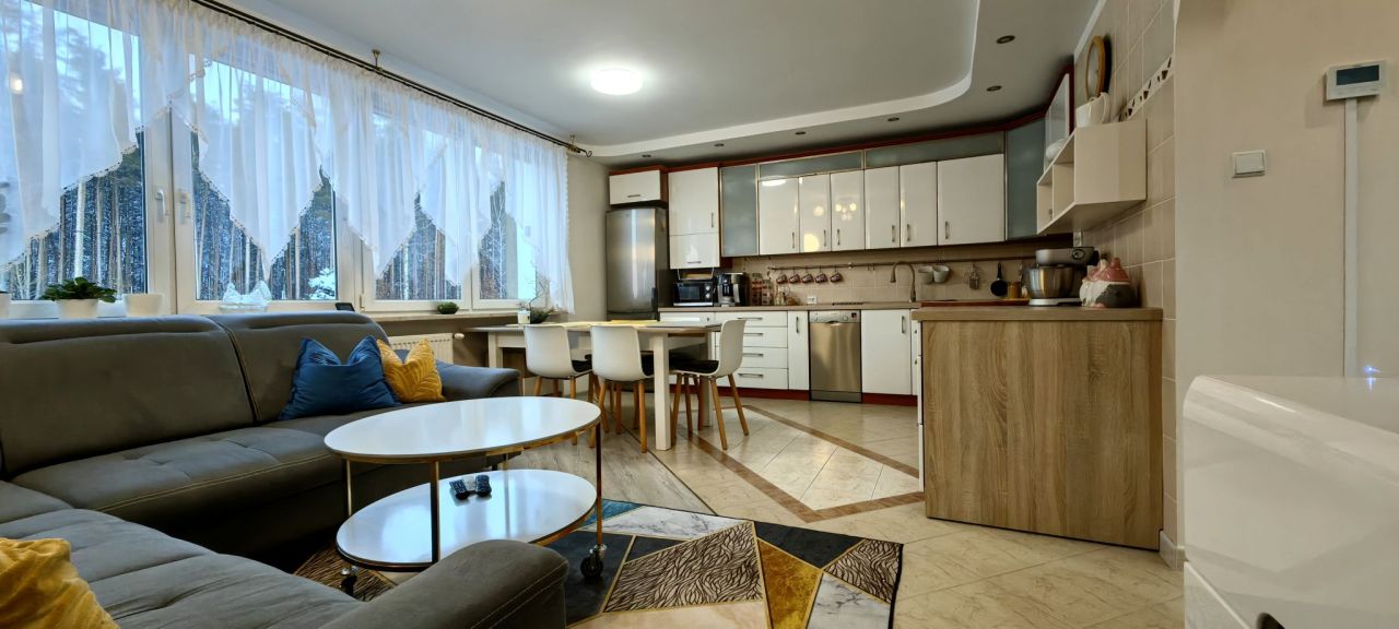 Mieszkanie 3-pokojowe Leśnice. Zdjęcie 8