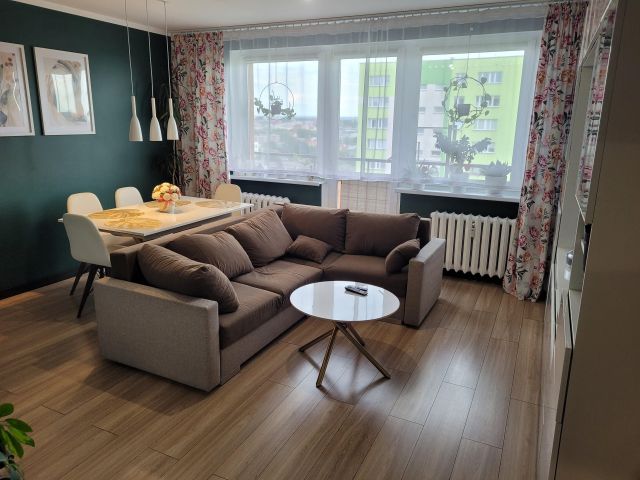 Zabrze, ul. Karola Hermisza Mieszkanie - 3 pokoje - 68 m² - 9 piętro