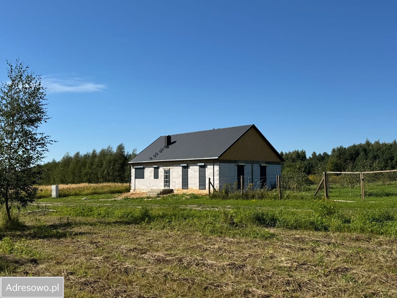 dom wolnostojący, 5 pokoi Sadków. Zdjęcie 6