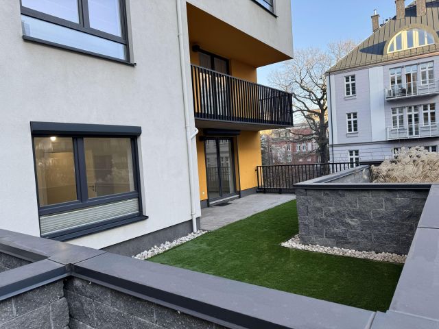 Mieszkanie 3-pokojowe Wrocław Śródmieście, ul. Henryka Sienkiewicza. Zdjęcie 1