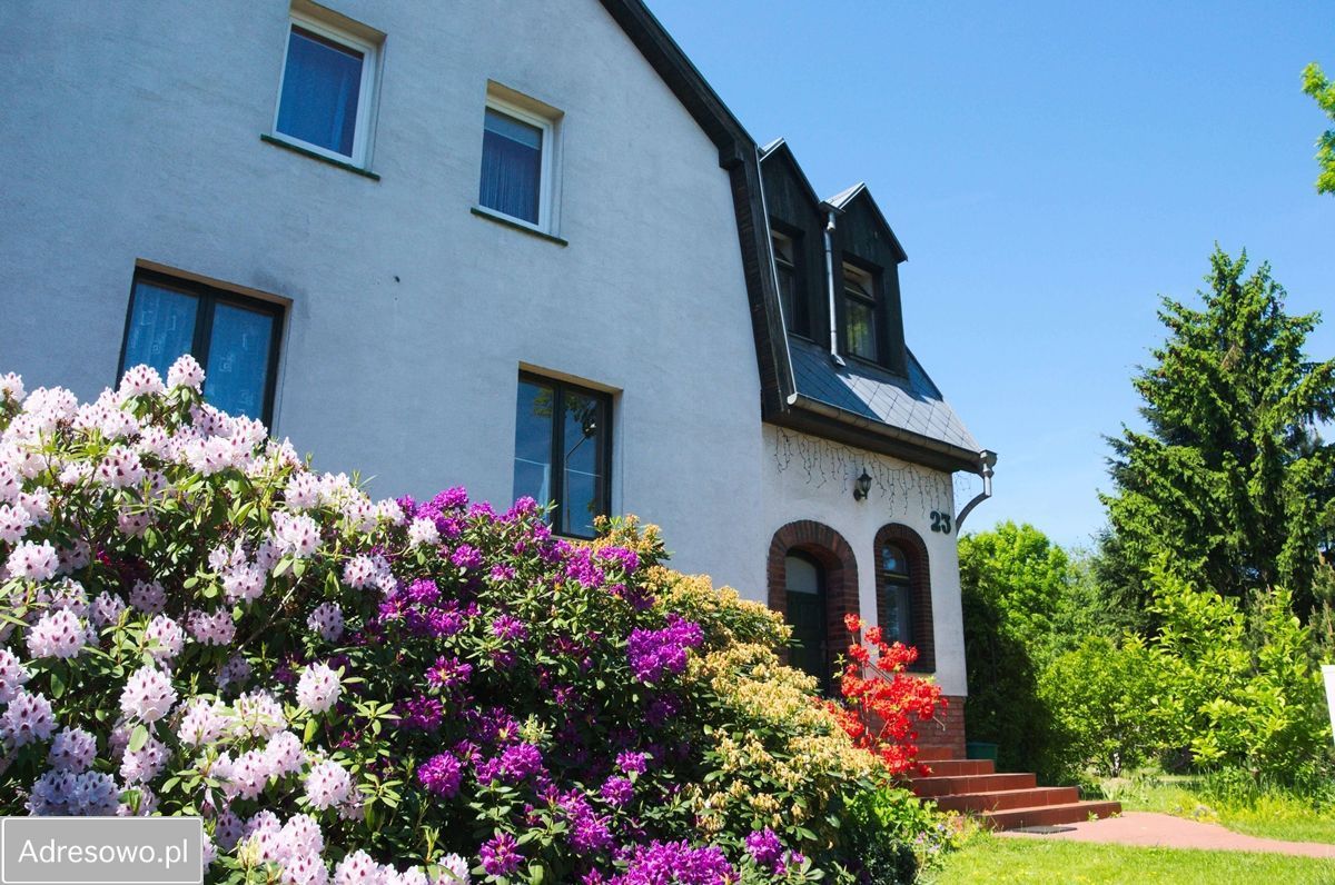 dom wolnostojący, 7 pokoi Stargard Centrum. Zdjęcie 2