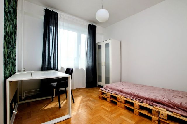 Mieszkanie 3-pokojowe Rzeszów, ul. Podwisłocze. Zdjęcie 3