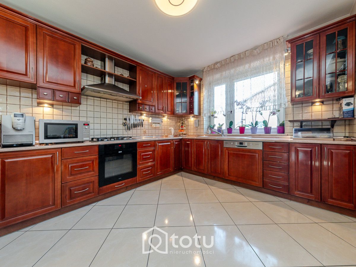 dom szeregowy, 6 pokoi Warszawa Ursus, ul. Ochocka. Zdjęcie 2