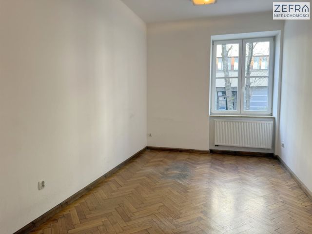 Lokal Kraków Stare Miasto. Zdjęcie 3