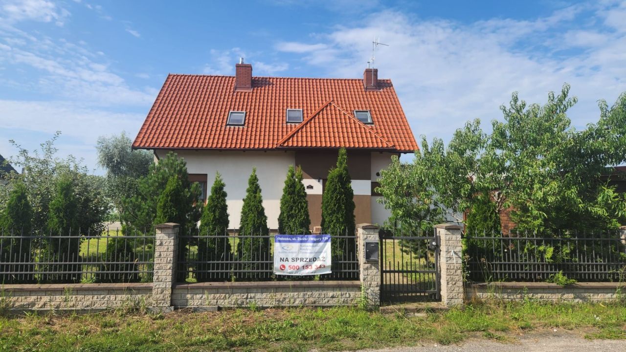 dom wolnostojący, 5 pokoi Osiniec. Zdjęcie 2