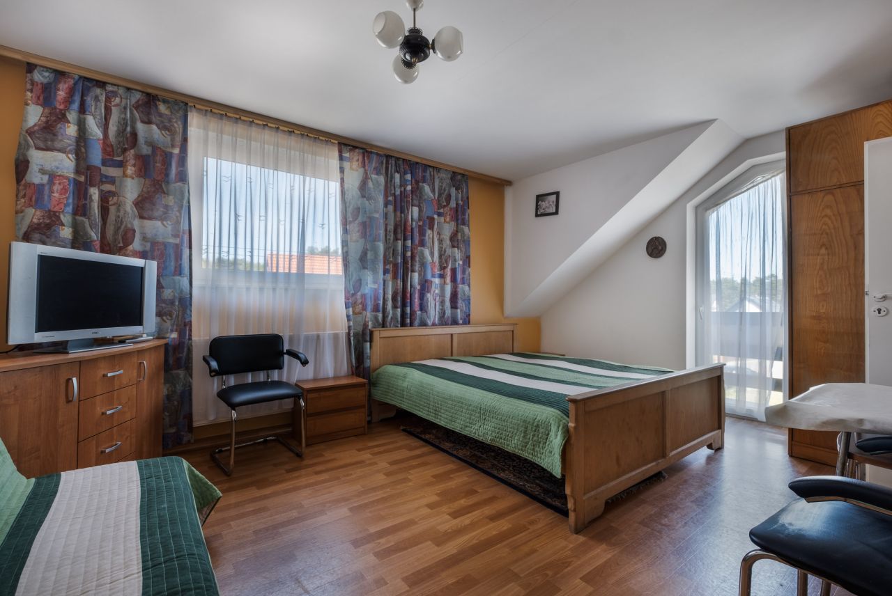 dom wolnostojący, 15 pokoi Stegna, ul. Romana Dmowskiego. Zdjęcie 10