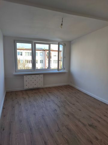 Mieszkanie 2-pokojowe Żyrardów, ul. Andrzeja Struga. Zdjęcie 1