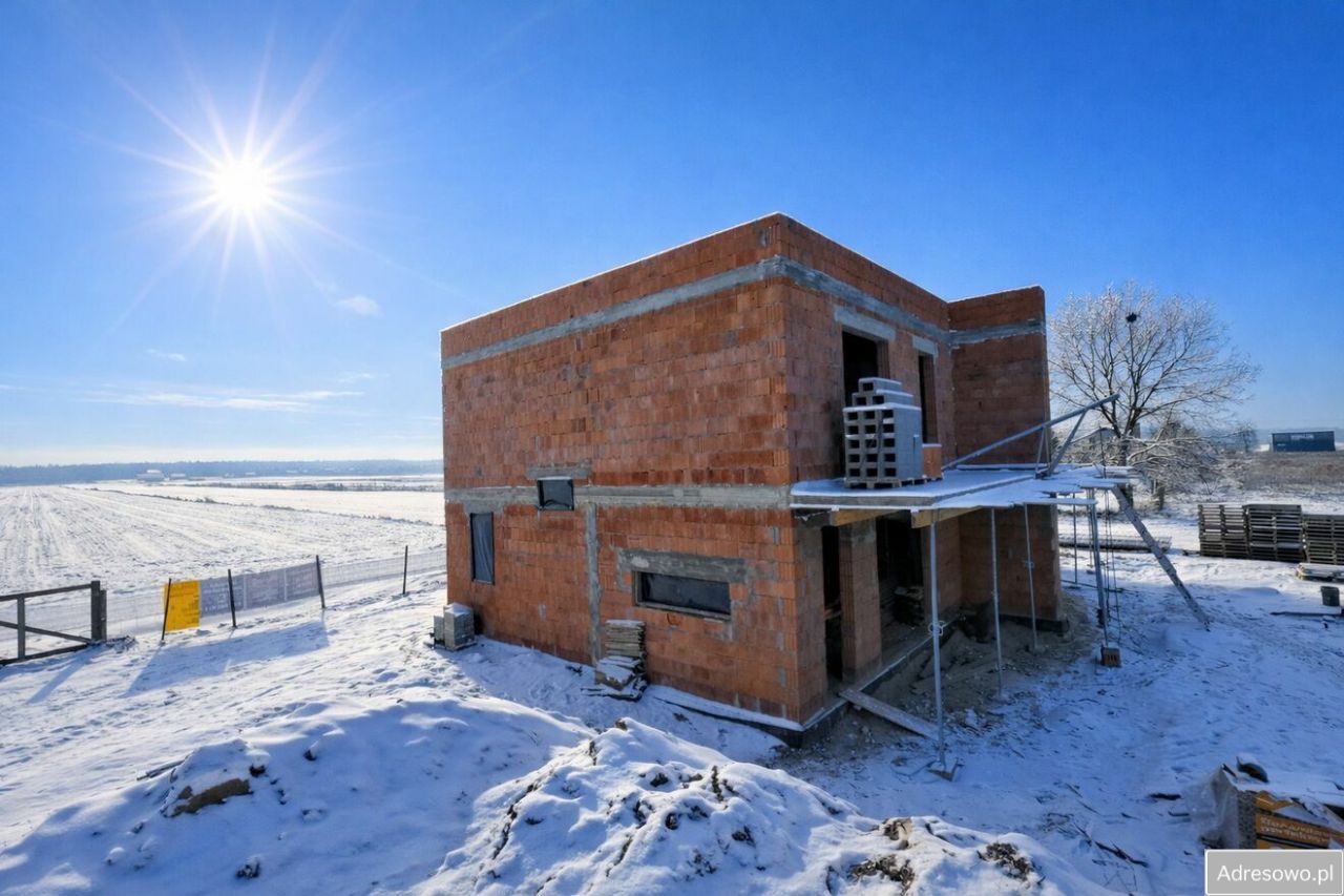 dom szeregowy, 5 pokoi Chorzenice, ul. Nowa. Zdjęcie 4