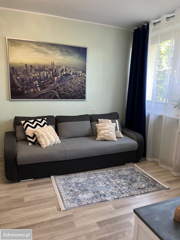 Mieszkanie 1-pokojowe Warszawa Gocław, ul. Ostrobramska. Zdjęcie 2