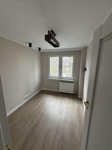 Mieszkanie 4-pokojowe Słupsk Centrum, ul. Filmowa. Zdjęcie 15