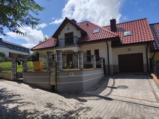 dom wolnostojący, 6 pokoi Wieliczka Lednica Dolna, ul. Długa. Zdjęcie 1