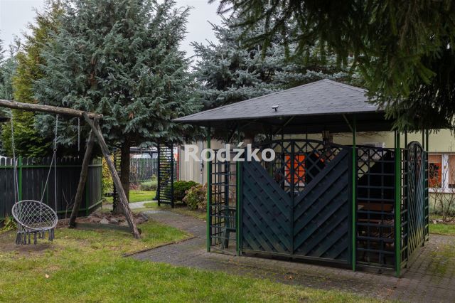 dom wolnostojący, 9 pokoi Bydgoszcz Czyżkówko, ul. Wiejska. Zdjęcie 20