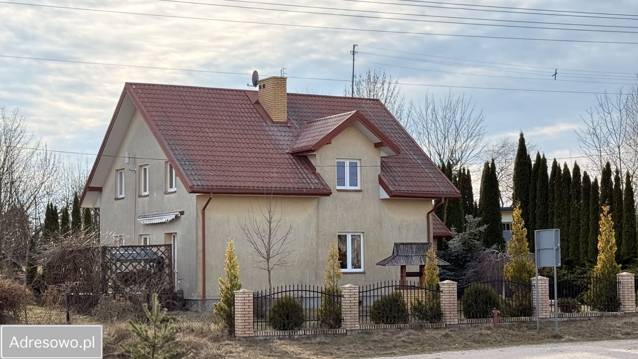 dom wolnostojący, 5 pokoi Dubaśno. Zdjęcie 1