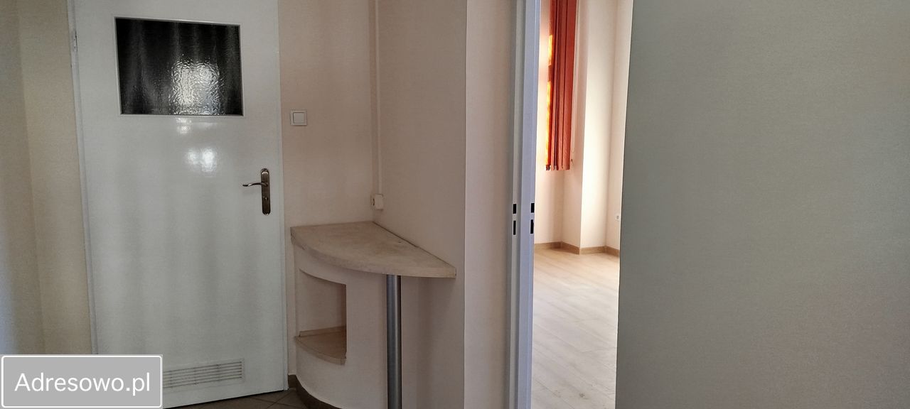 Lokal Rzeszów Staroniwa, ul. Tadeusza Boya-Żeleńskiego. Zdjęcie 3