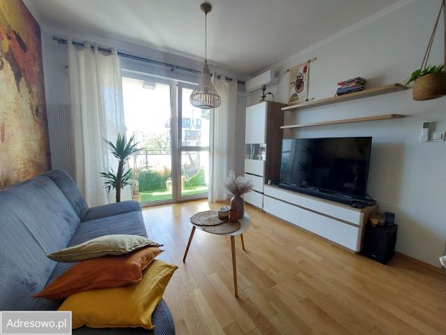 Mieszkanie 2-pokojowe Warszawa Ursus, ul. Edwarda Habicha. Zdjęcie 1