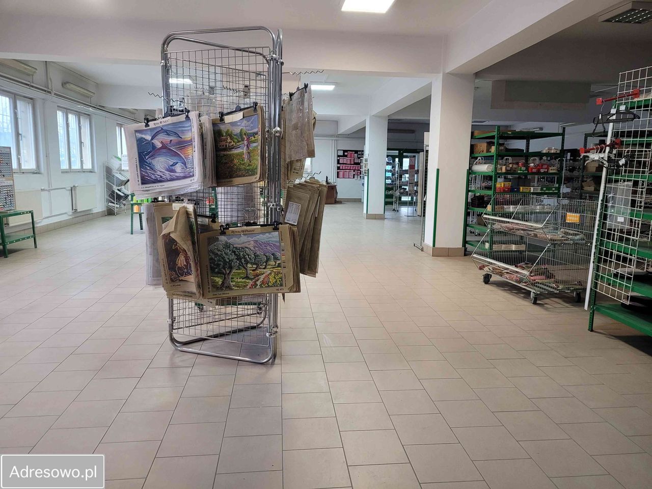 Hala/magazyn Kraków Rybitwy, ul. Obrońców Modlina. Zdjęcie 2