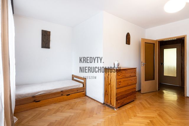 Mieszkanie 3-pokojowe Rzeszów, ul. Podwisłocze. Zdjęcie 4
