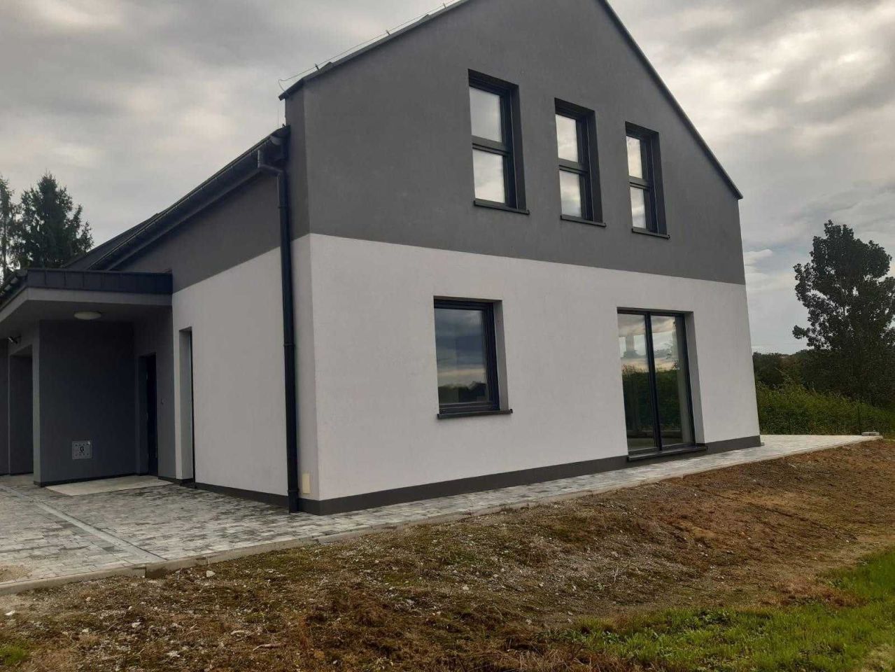 bliźniak Bielsko-Biała Hałcnów, ul. Grenady. Zdjęcie 2