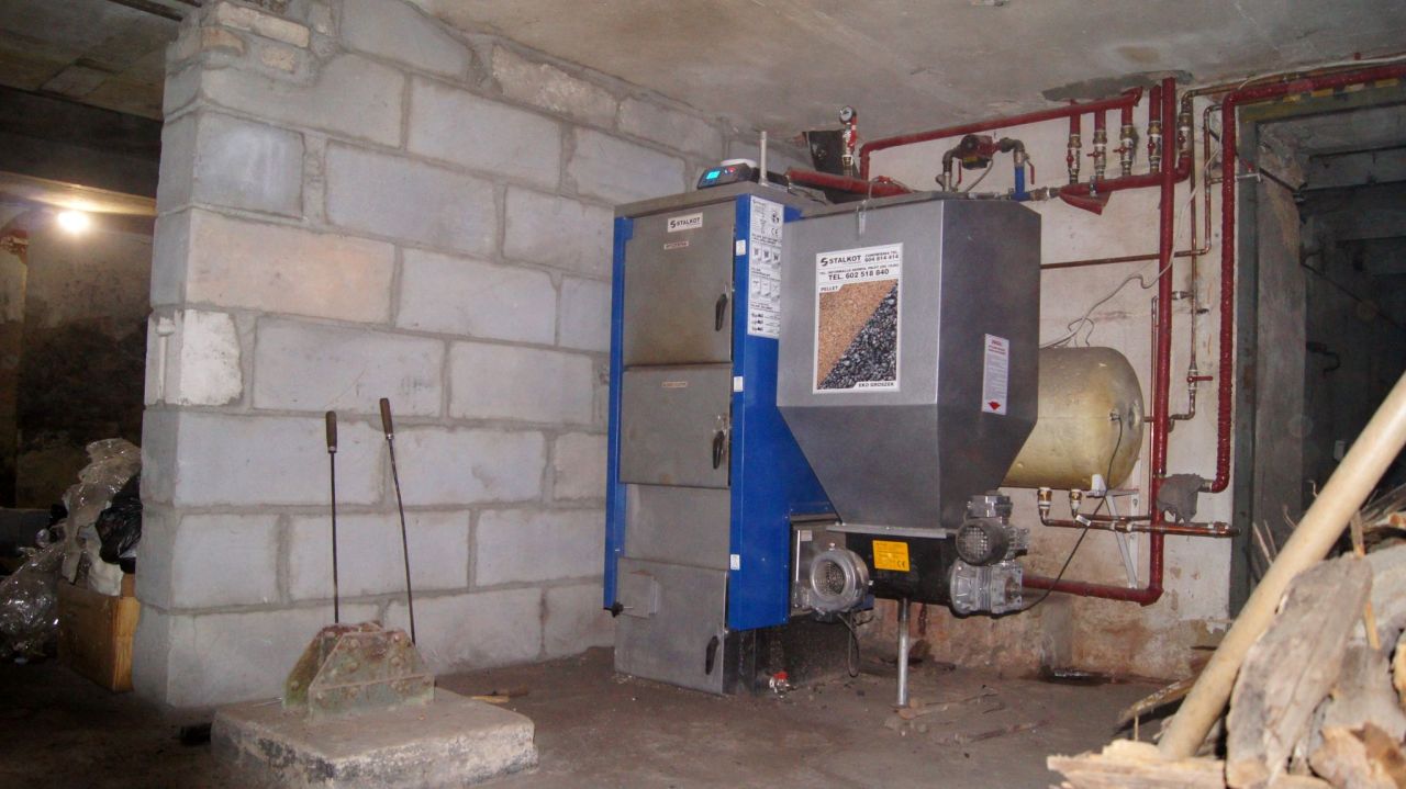 Hala/magazyn Rusko. Zdjęcie 12