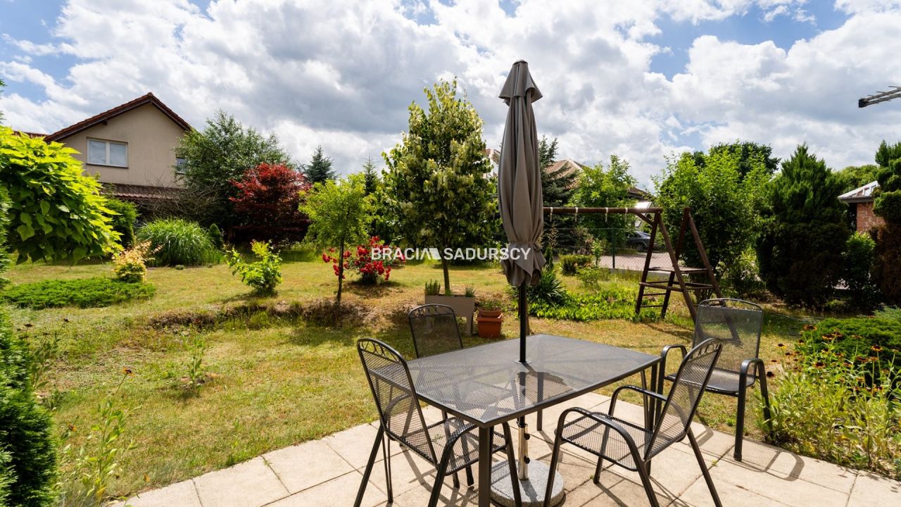 dom wolnostojący, 5 pokoi Kokotów. Zdjęcie 32