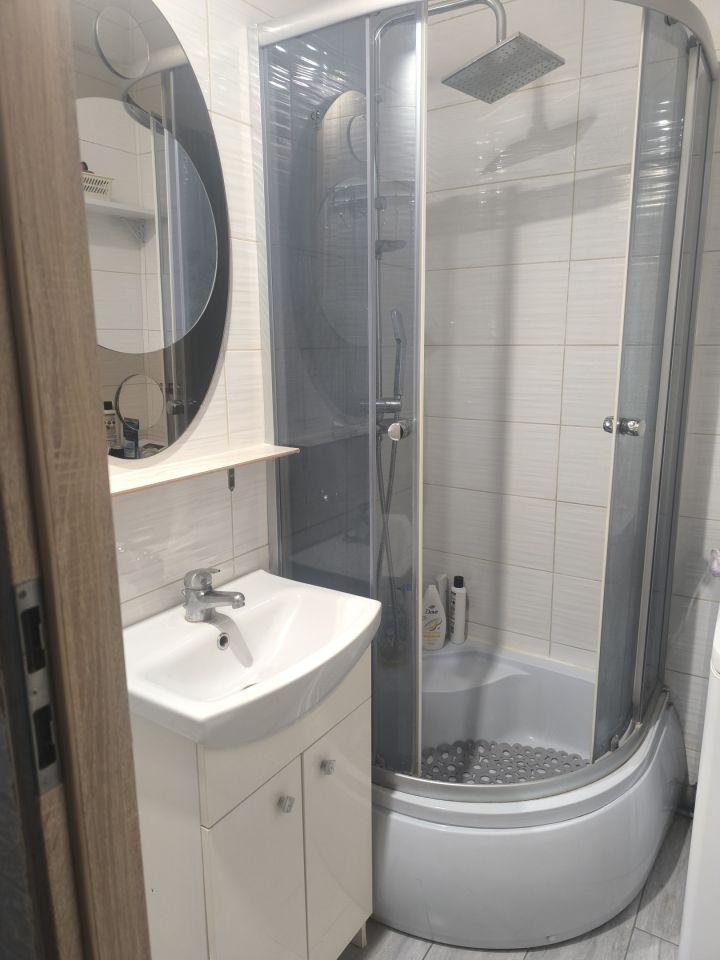 Mieszkanie 2-pokojowe Piotrków Trybunalski, ul. Kostromska. Zdjęcie 2