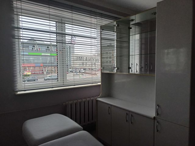 Lokal Stalowa Wola, ul. gen. Leopolda Okulickiego. Zdjęcie 1