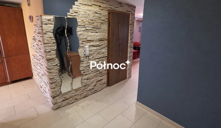 Mieszkanie 3-pokojowe Ozimek, pl. Plac Wolności
